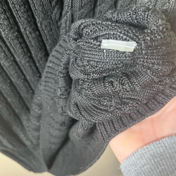 Calvin Klein Cable Knit Sweater Dress Bell Sleeve Black Gold Trim Large Holiday - Picture 8 of 9